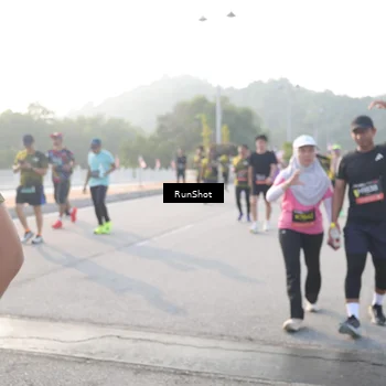 Runner Photo 6855064