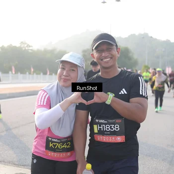 Runner Photo 6855103