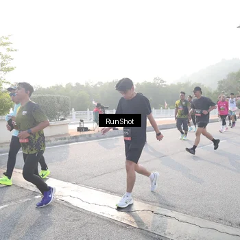 Runner Photo 6855140