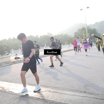Runner Photo 6855159