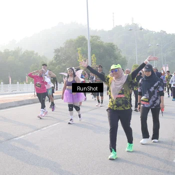 Runner Photo 6855169