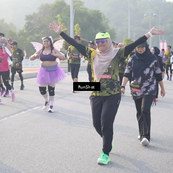 Runner Photo 6855174