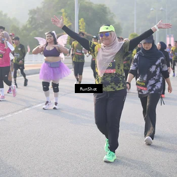 Runner Photo 6855180