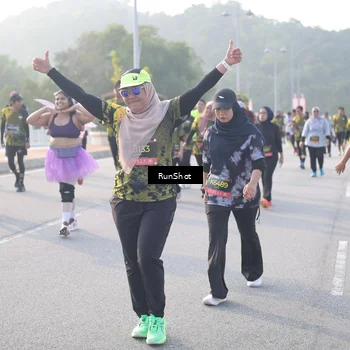 Runner Photo 6855191