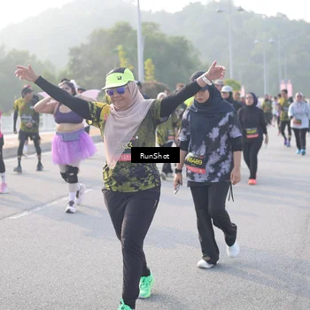 Runner Photo 6855221