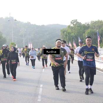 Runner Photo 6855228
