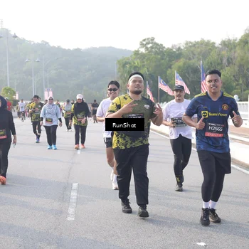 Runner Photo 6855250