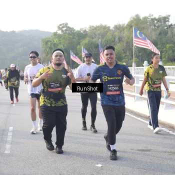 Runner Photo 6855272