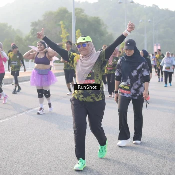 Runner Photo 6855278