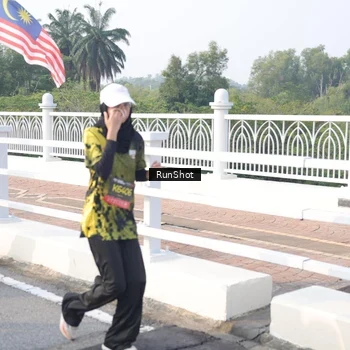 Runner Photo 6855282