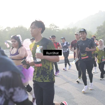 Runner Photo 6855306
