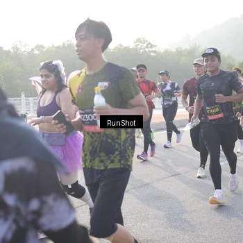 Runner Photo 6855315
