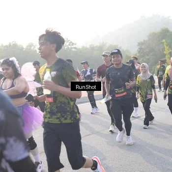 Runner Photo 6855339