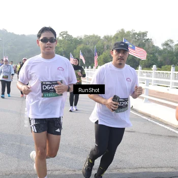 Runner Photo 6855341