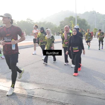Runner Photo 6855352