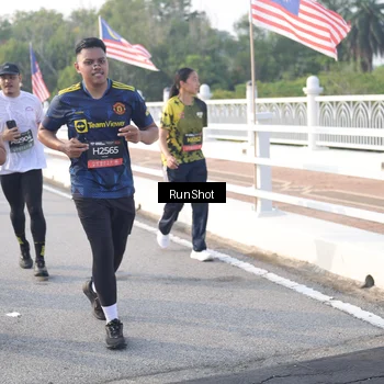 Runner Photo 6855364