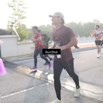 Runner Photo 6855366