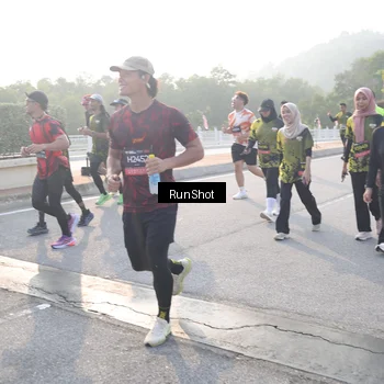 Runner Photo 6855378