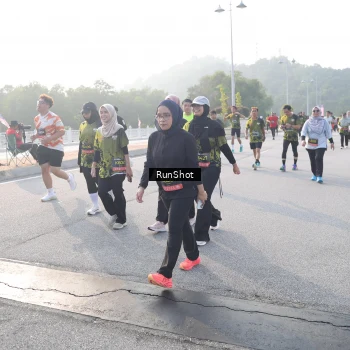 Runner Photo 6855388