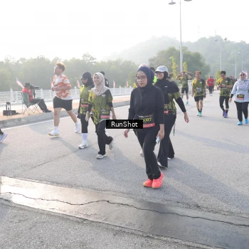 Runner Photo 6855391