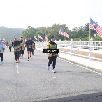 Runner Photo 6855401