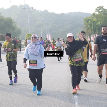Runner Photo 6855414