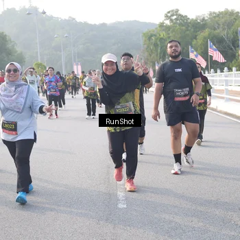 Runner Photo 6855432