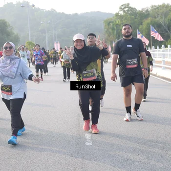 Runner Photo 6855439