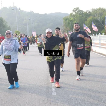 Runner Photo 6855441