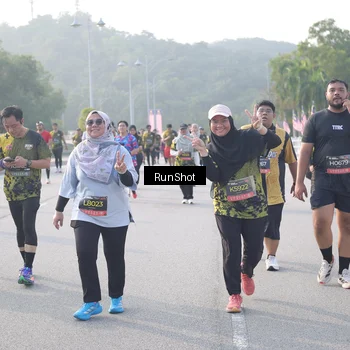 Runner Photo 6855445