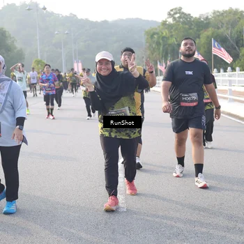 Runner Photo 6855462