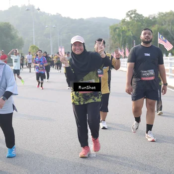 Runner Photo 6855463