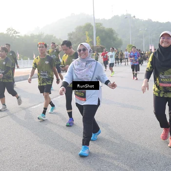 Runner Photo 6855489