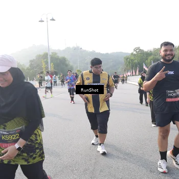 Runner Photo 6855519