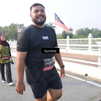 Runner Photo 6855550