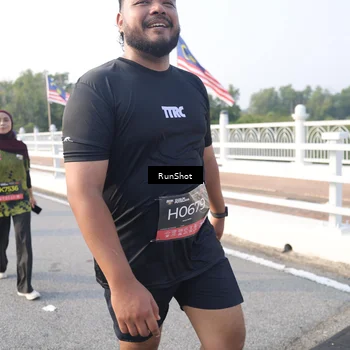Runner Photo 6855560