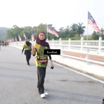 Runner Photo 6855575