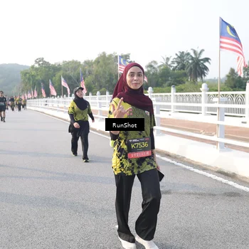 Runner Photo 6855587