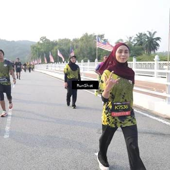 Runner Photo 6855644