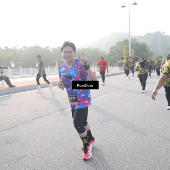 Runner Photo 6855650