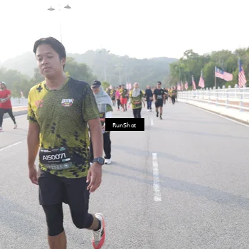 Runner Photo 6855668