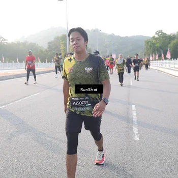 Runner Photo 6855678