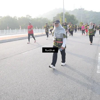 Runner Photo 6855729