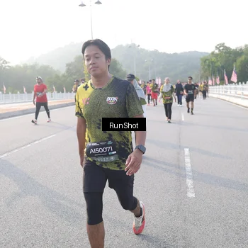 Runner Photo 6855742
