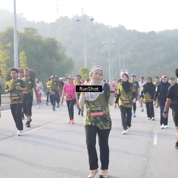 Runner Photo 6855782