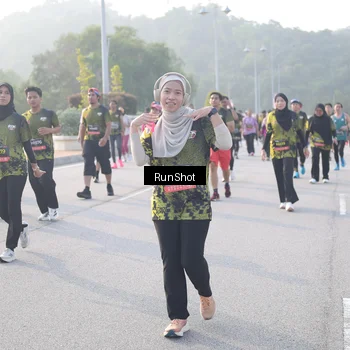 Runner Photo 6855819