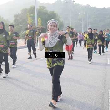 Runner Photo 6855830