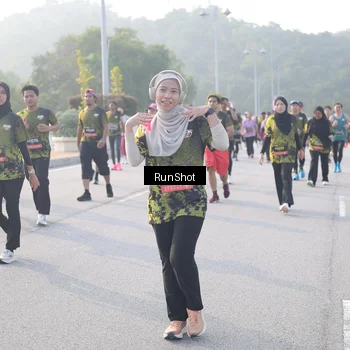 Runner Photo 6855843