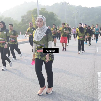 Runner Photo 6855853