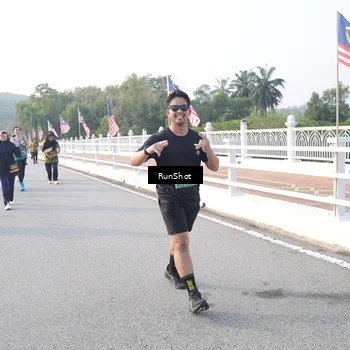 Runner Photo 6855922